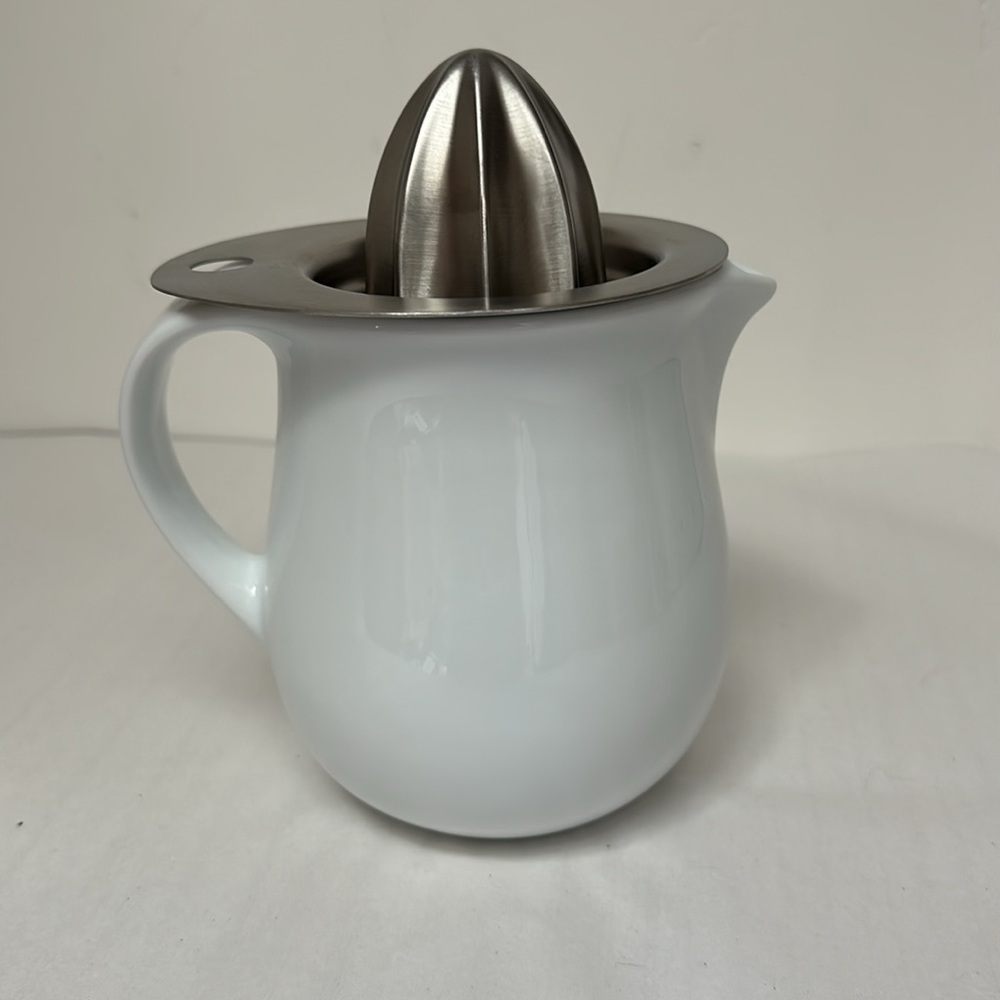 Gary Rhodes Pitcher with Juicer - Picture 8 of 10
